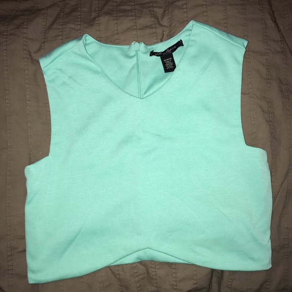 Like New Medium Crop Top - Mint Green - Picture 4 of 5